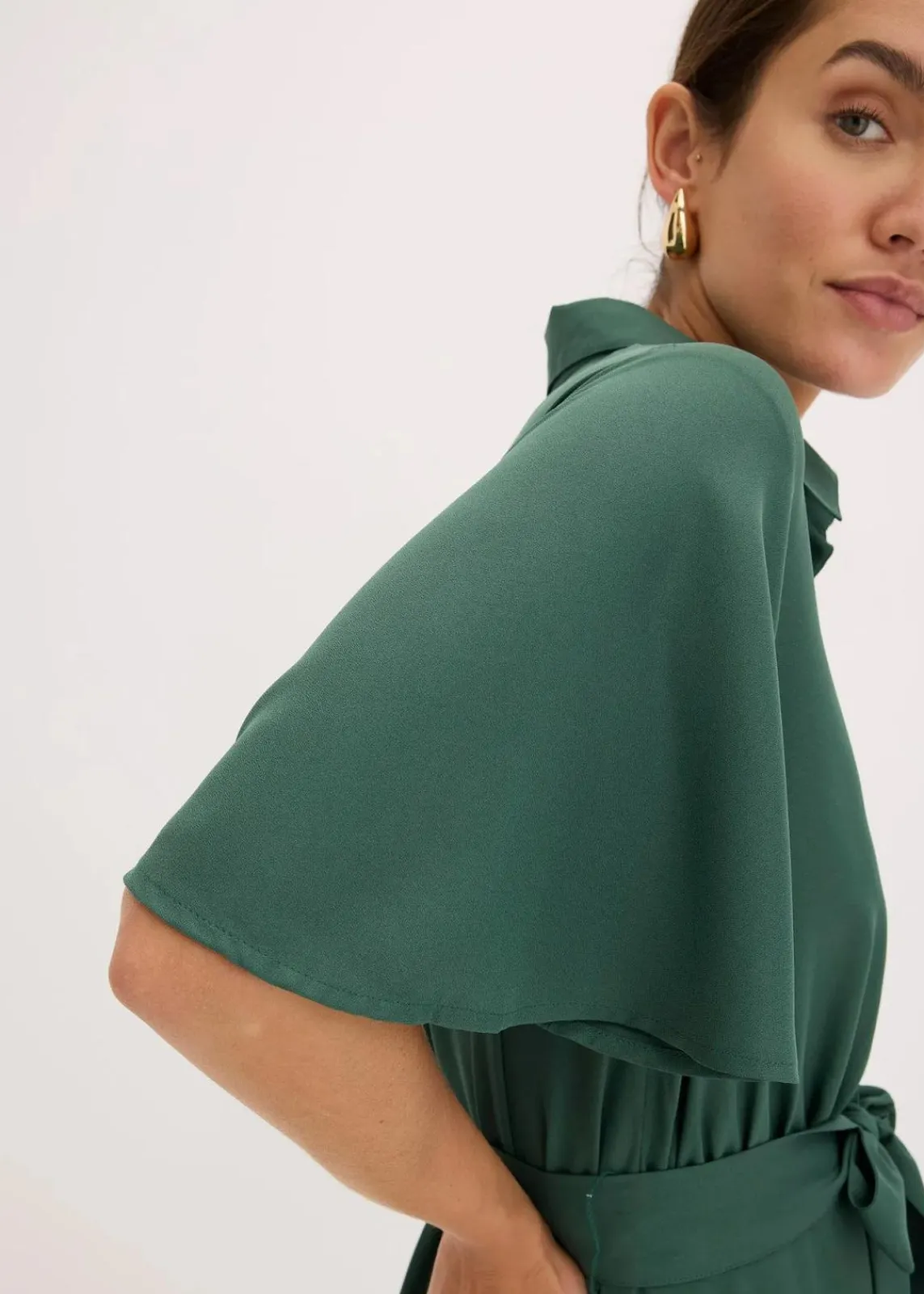 bonprix Nachhaltigere Materialien|Kleider^Blusenkleid schattengrün