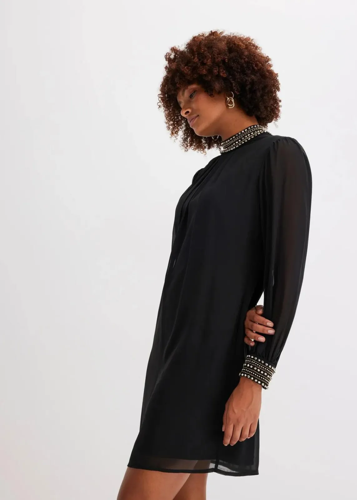 bonprix Nachhaltigere Materialien|Kleider^Blusenkleid schwarz