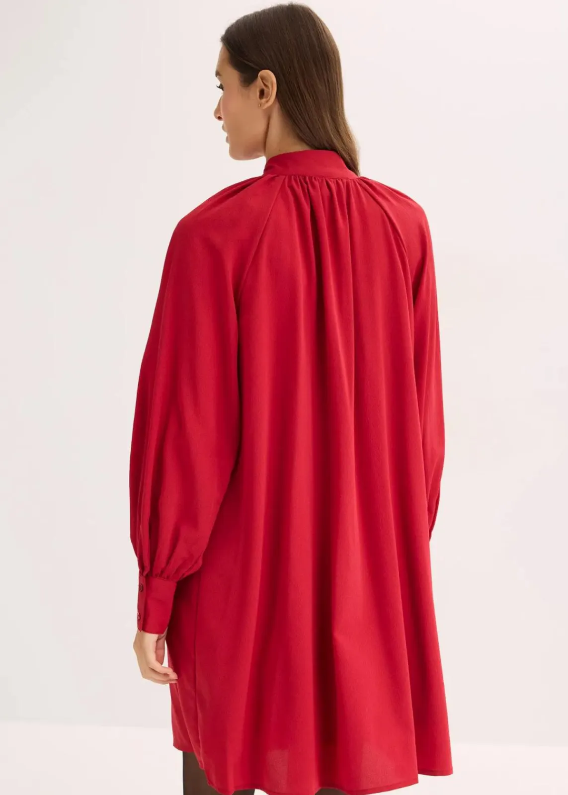 bonprix Kleider|Nachhaltigere Materialien^Blusenkleid mit Schluppenkragen chillirot