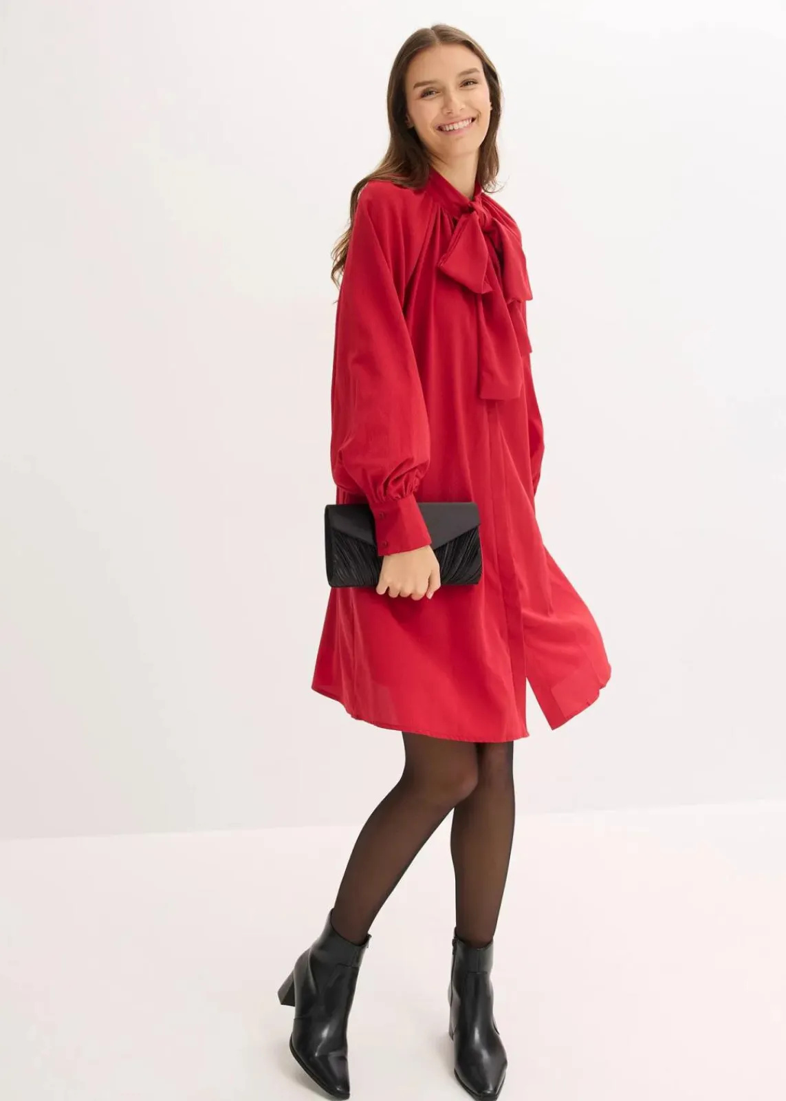 bonprix Kleider|Nachhaltigere Materialien^Blusenkleid mit Schluppenkragen chillirot