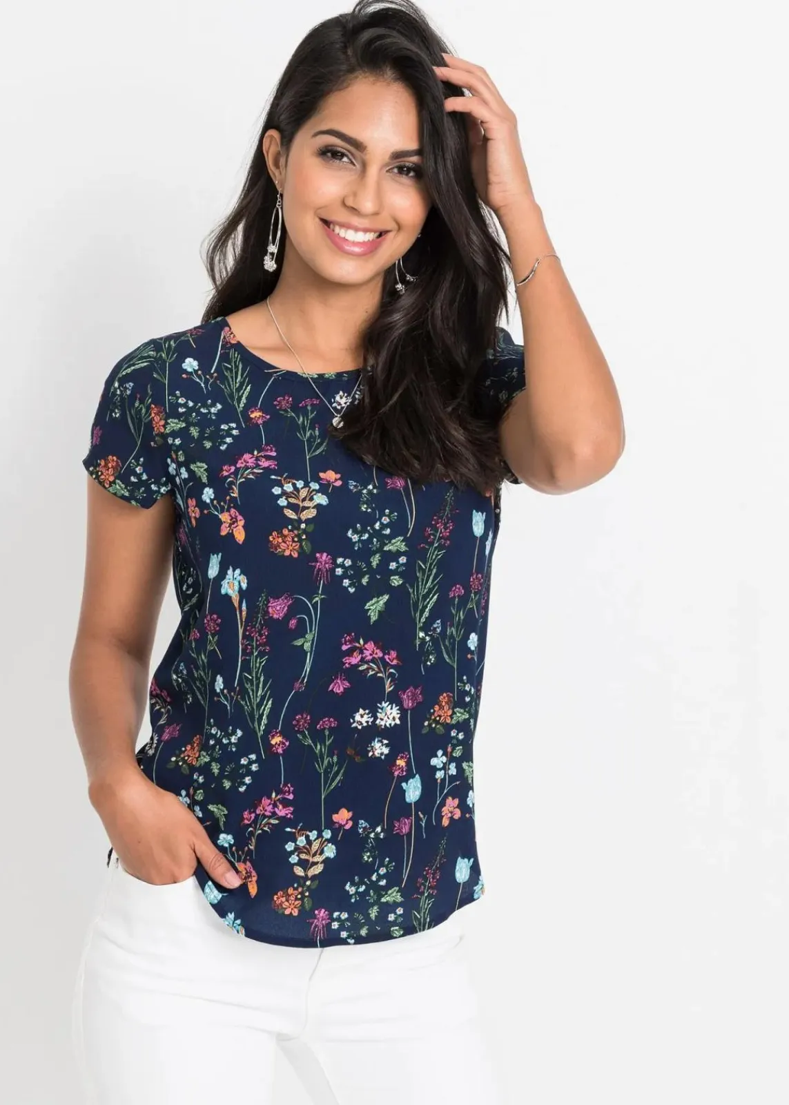 bonprix Bekleidung·Jacken & Mäntel|Blusen & Tuniken^Blusenshirt mitternachtsblau geblümt