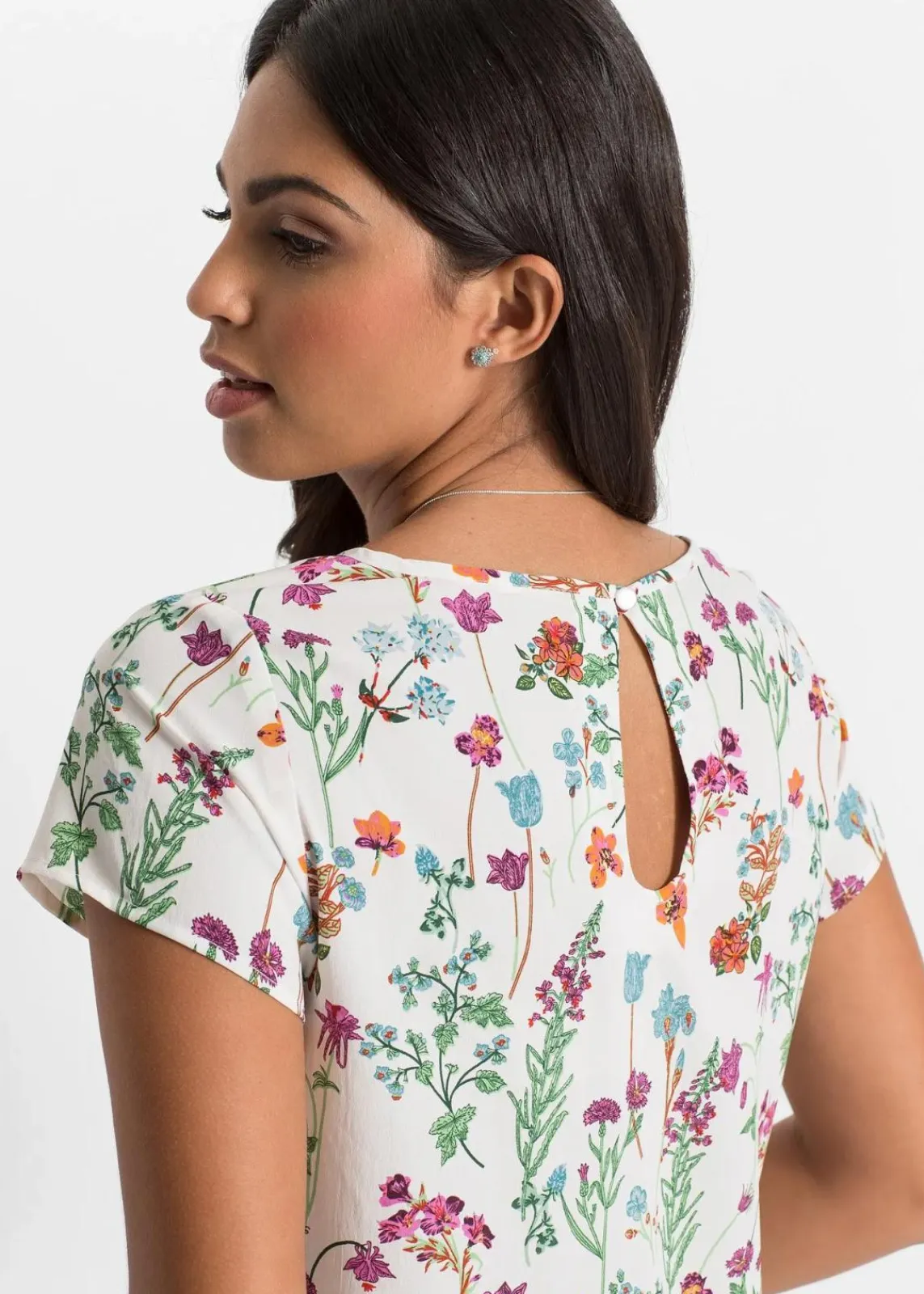 bonprix Blusen & Tuniken|Bekleidung·Jacken & Mäntel^Blusenshirt wollweiß geblümt