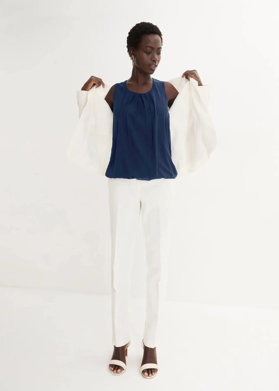 bonprix Bekleidung·Jacken & Mäntel|Blusen & Tuniken^Blusentop dunkelblau