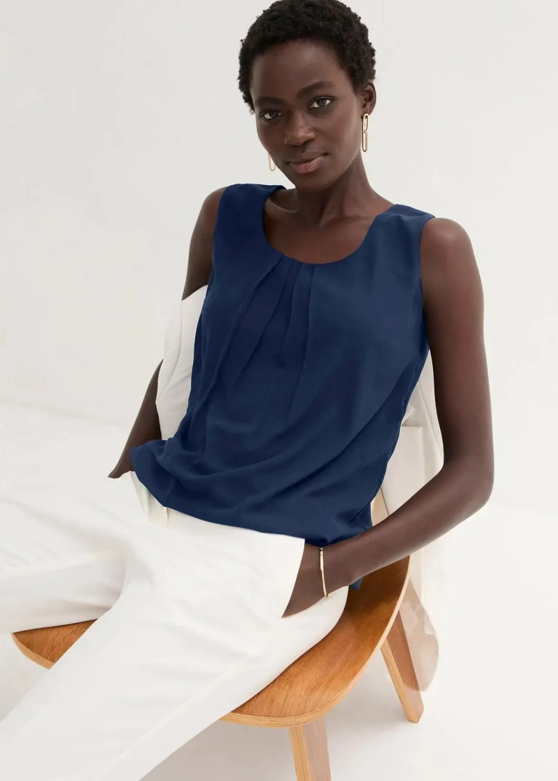 bonprix Bekleidung·Jacken & Mäntel|Blusen & Tuniken^Blusentop dunkelblau