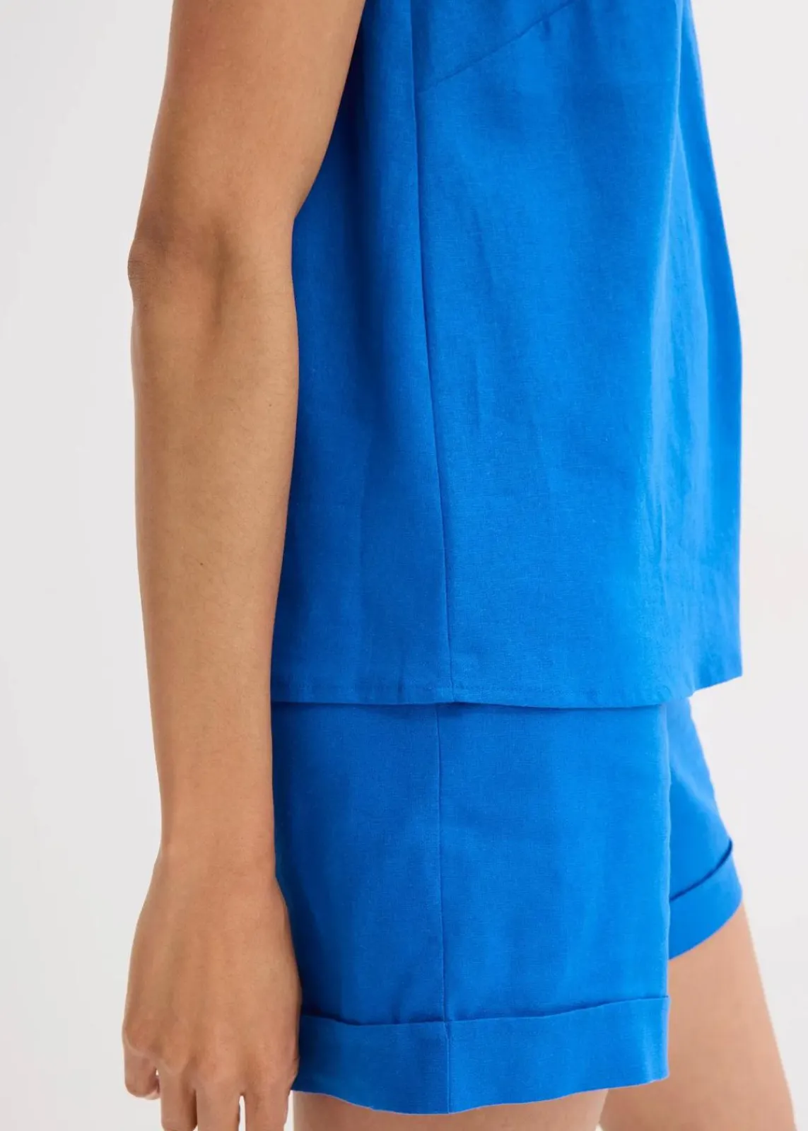 bonprix Shirts & Tops|Blusen & Tuniken^Blusentop aus luftigem Leinen-Mix arktikblau