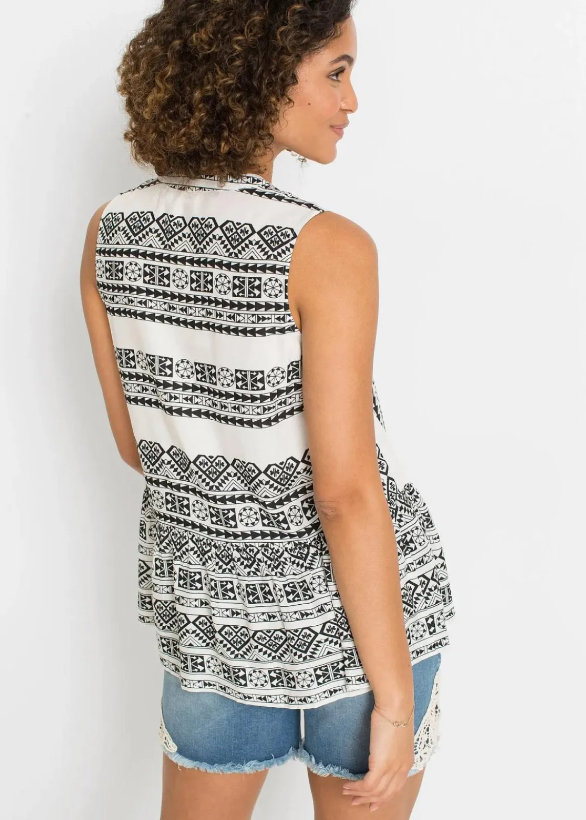bonprix Blusen & Tuniken|Shirts & Tops^Blusentop aus softer Viskose schwarz/wollweiß bedruckt
