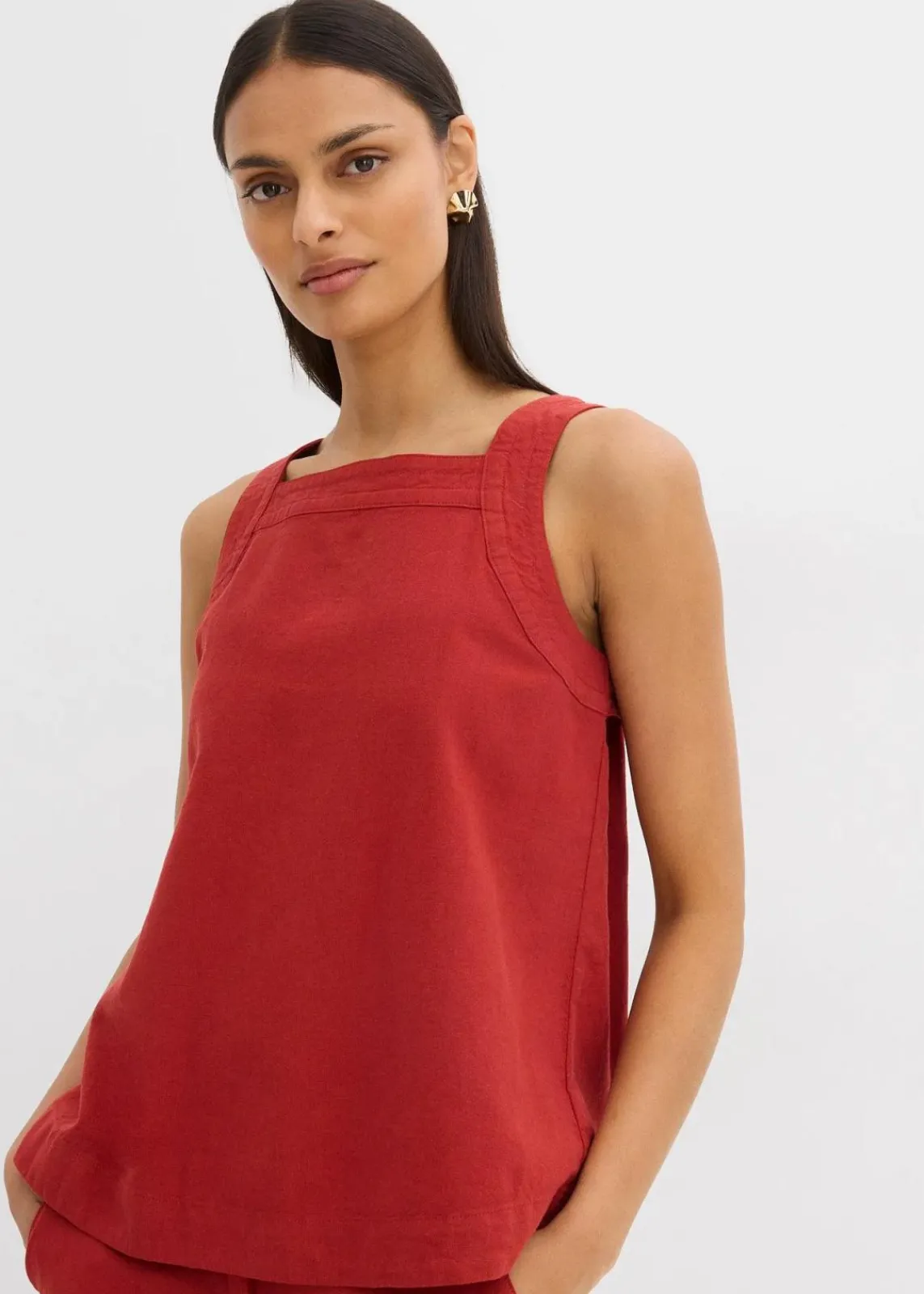 bonprix Shirts & Tops|Blusen & Tuniken^Blusentop mit Bindedetail hinten aus Viskose-Mix karminrot
