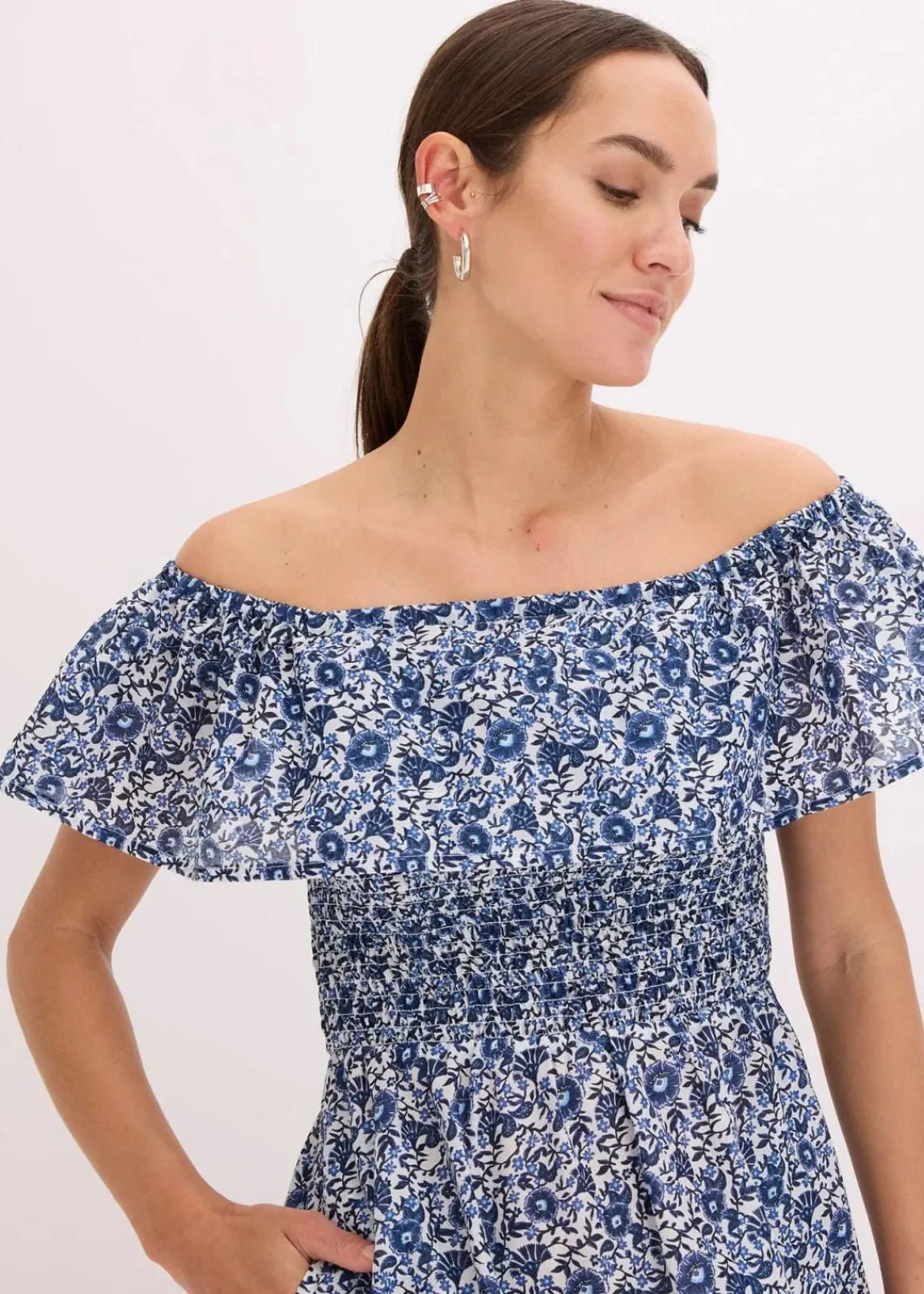 bonprix Kleider^Boho-Midikleid mit Carmenausschnitt aus leichter Baumwolle blau bedruckt