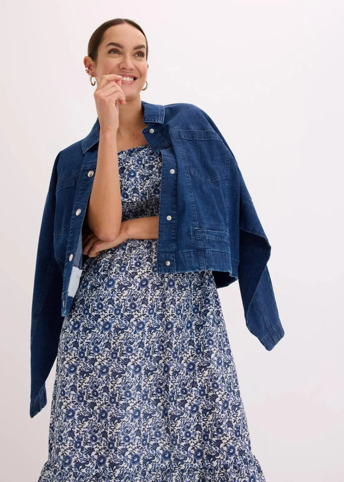 bonprix Kleider^Boho-Midikleid mit Carmenausschnitt aus leichter Baumwolle blau bedruckt