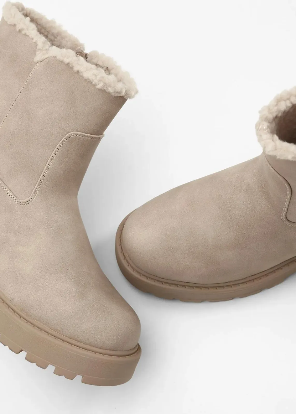 bonprix Gefütterte Winterschuhe|Boots^Boot hellsand