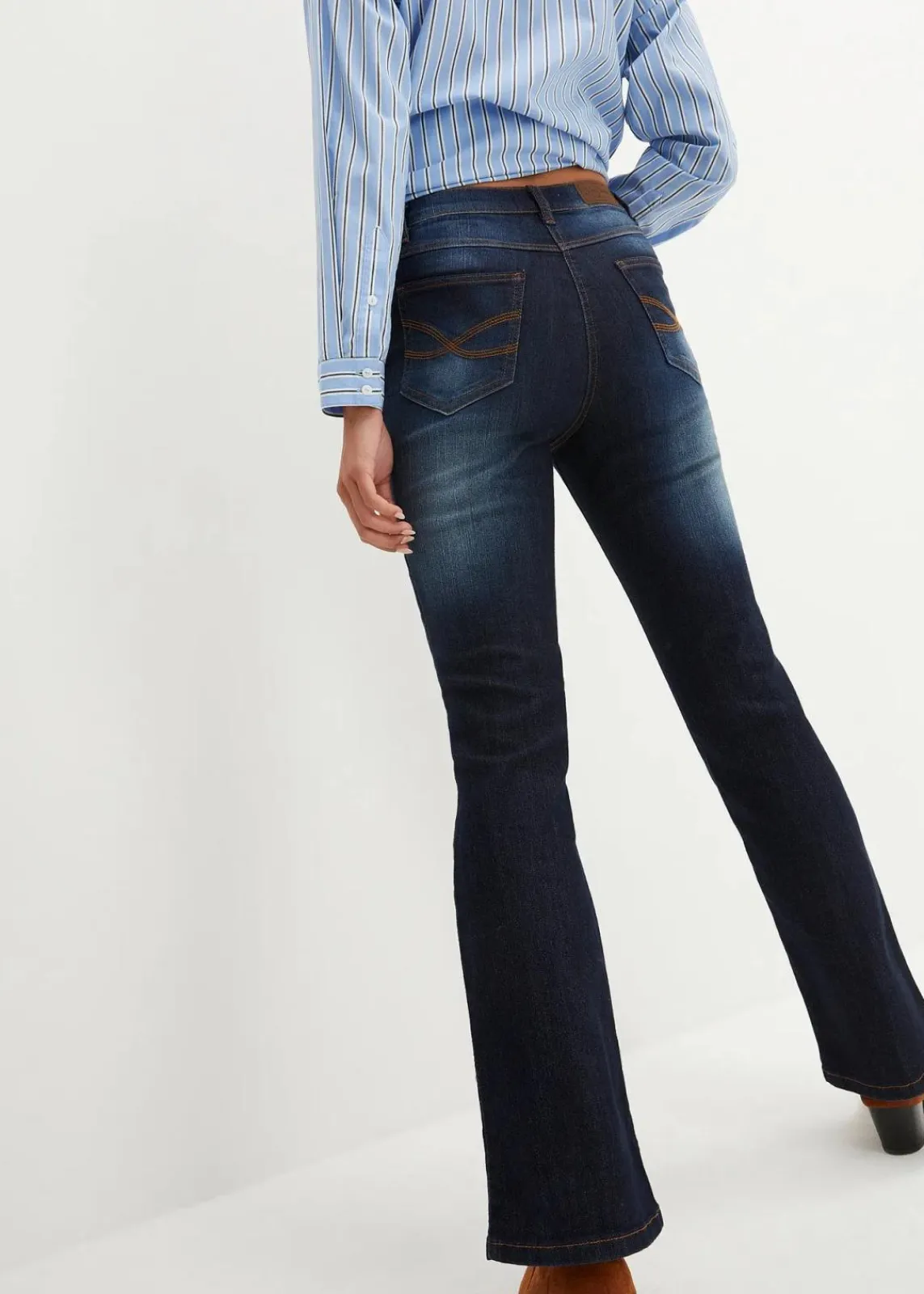 bonprix Jeans|Kurzgrößen^Bootcut Jeans Mid Waist, Stretch dunkelblau used