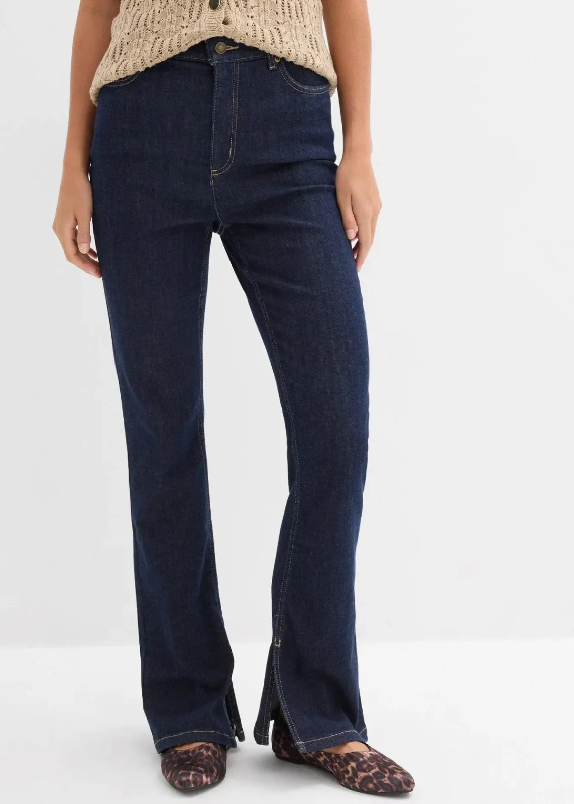 bonprix Jeans|Bekleidung·Shirts & Tops^Bootcut-Jeans High Waist tiefblau denim ungewaschen