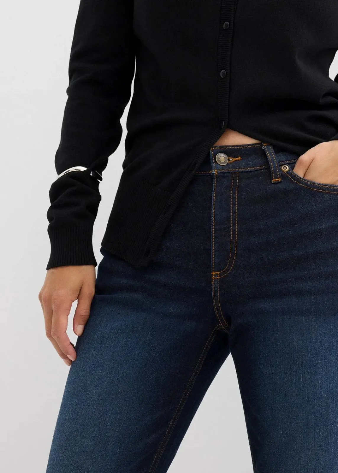 bonprix Jeans|Bekleidung·Shirts & Tops^Bootcut-Jeans Mid Waist dunkelblau denim used