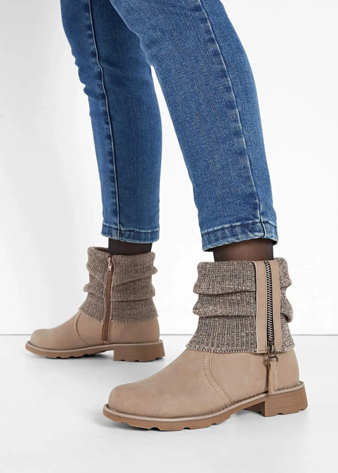 bonprix Schuhe & Accessoires In Spezialgrößen·Schuhe In Übergröße|Boots^Boots mit Strickeinsatz taupe