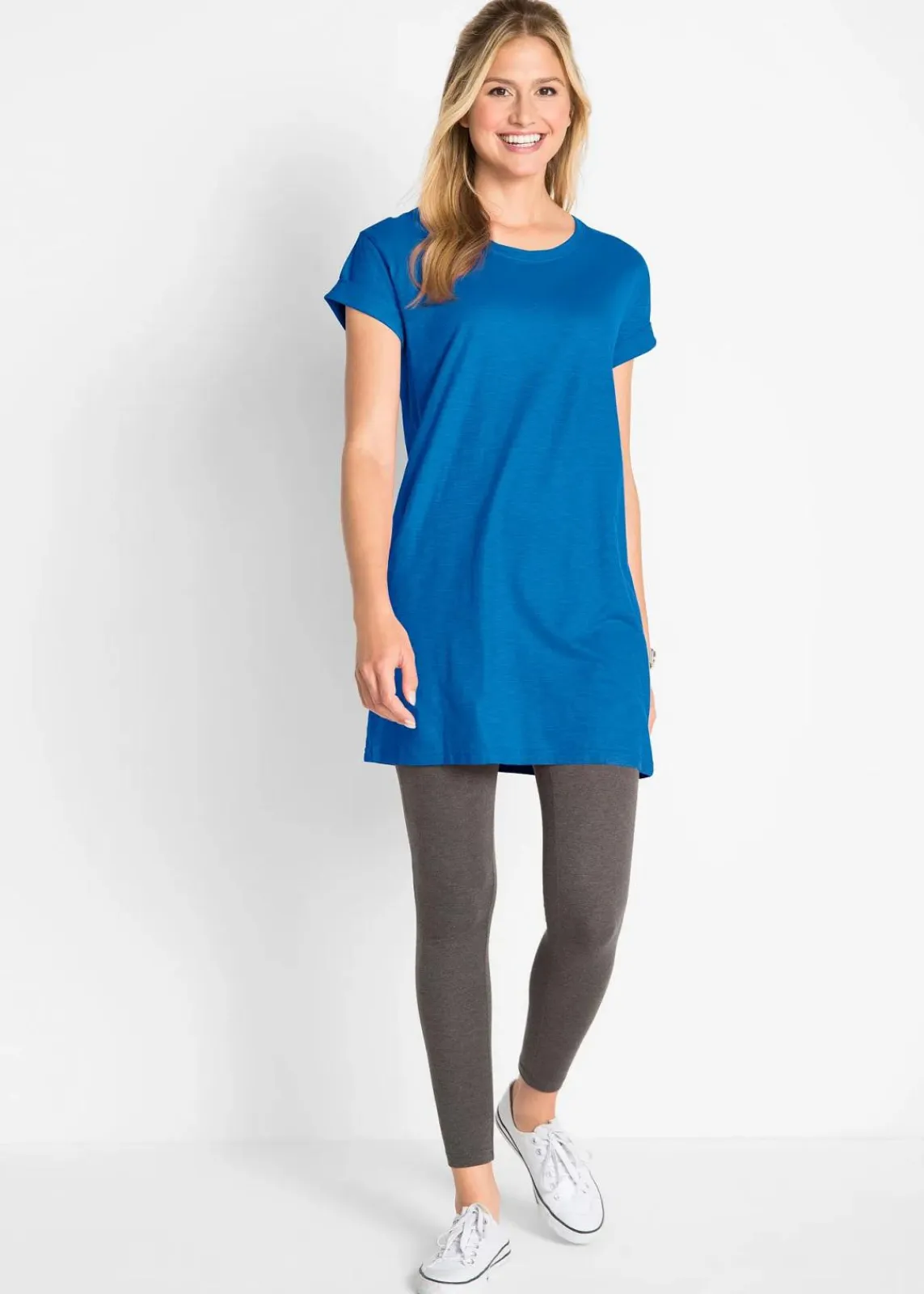 bonprix Shirts & Tops|Basics^Boxy-Longshirt mit kurzen Ärmeln azurblau