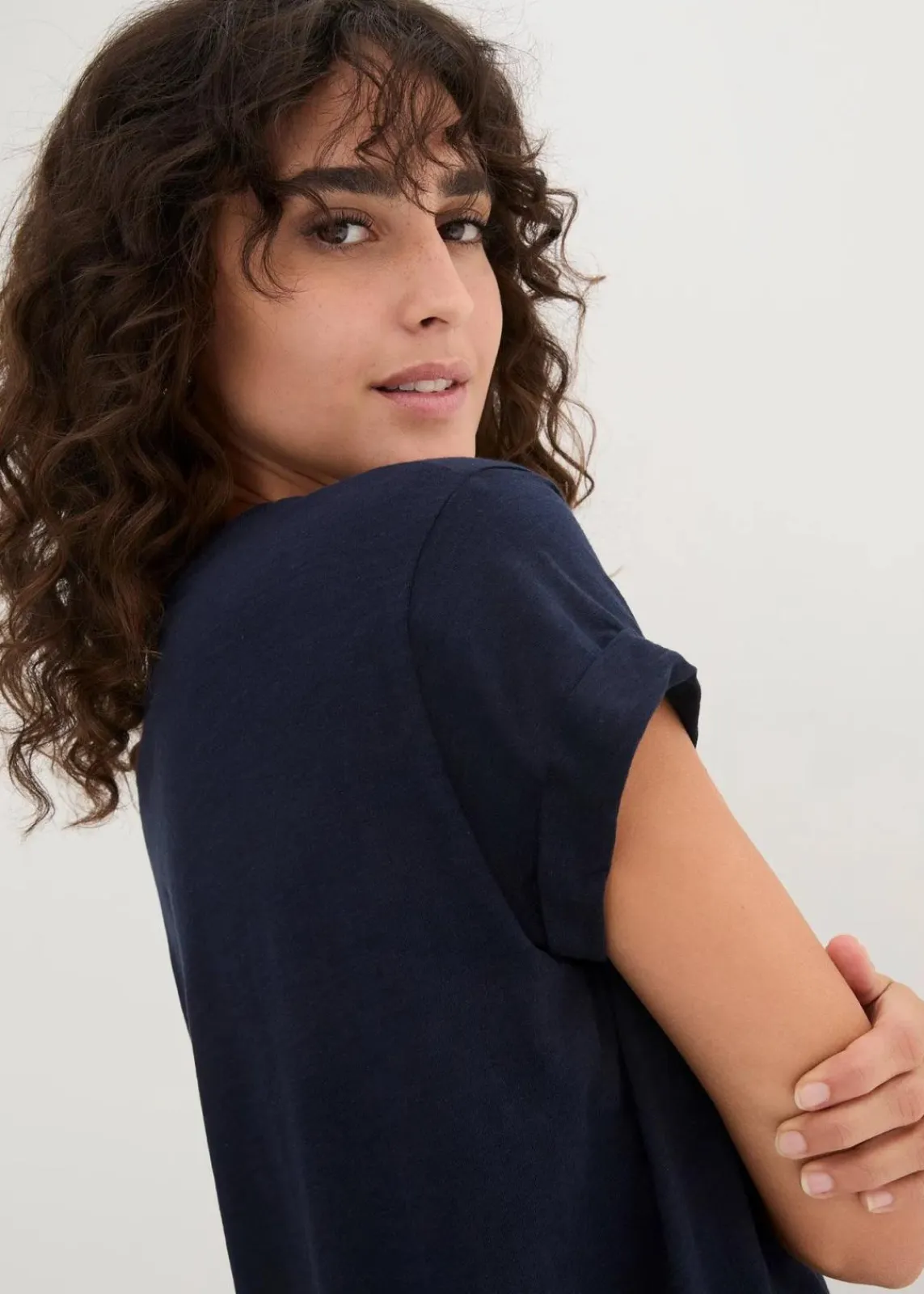 bonprix Shirts & Tops|Basics^Boxy-Longshirt mit kurzen Ärmeln dunkelblau