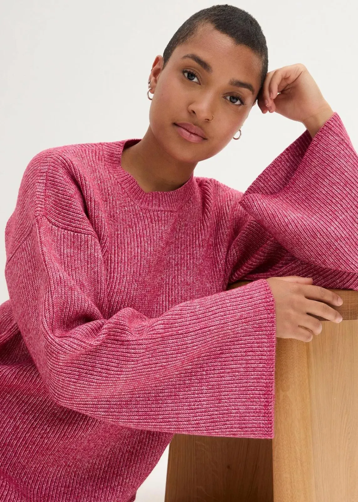 bonprix Bekleidung·Umstandsmode|Strickmode^Boxy-Pullover aus Rippstrick beerenrot/wollweiß meliert