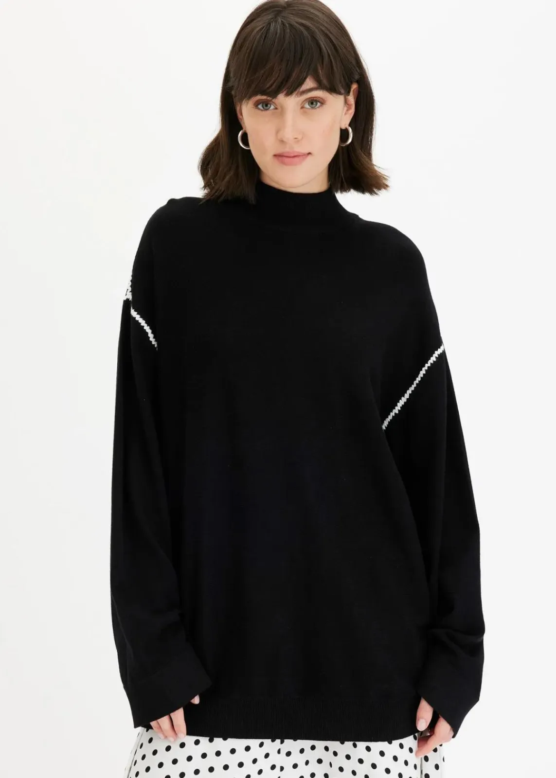 bonprix Strickmode|Pullover & Strickjacken^Boxy-Pullover mit Zierstich aus Viskose-Mix schwarz/wollweiß