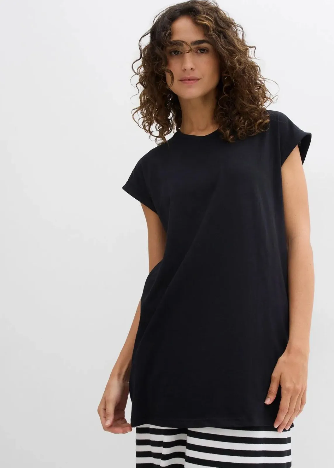 bonprix Basics|Shirts & Tops^Boxy-Shirt mit reiner Bio-Baumwolle schwarz