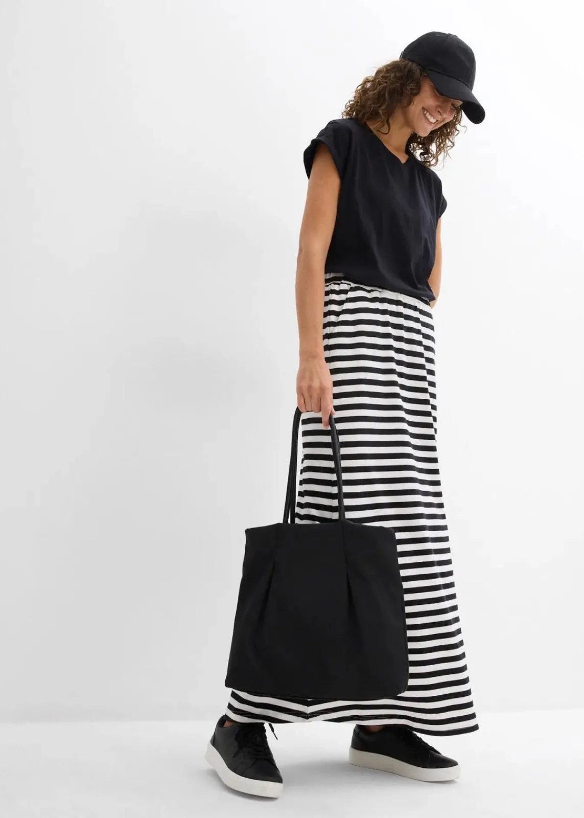 bonprix Basics|Shirts & Tops^Boxy-Shirt mit reiner Bio-Baumwolle schwarz