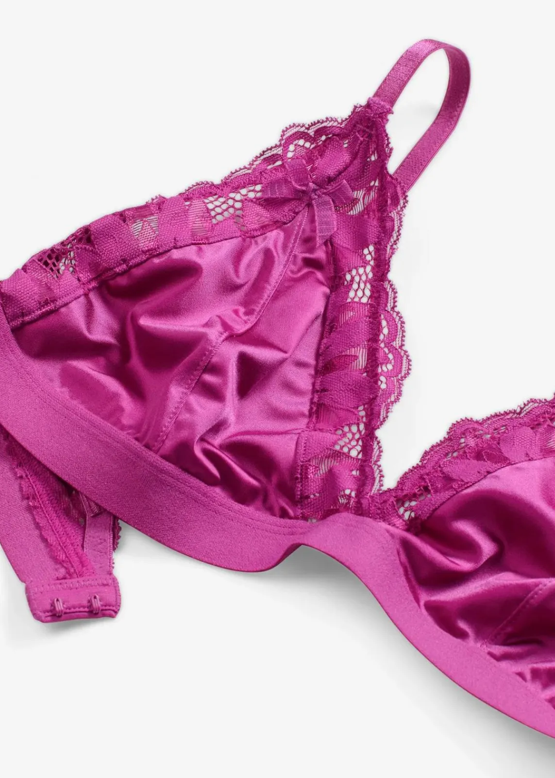 bonprix Dessous|Bhs^Bralette aus glänzendem Material dunkelfuchsia