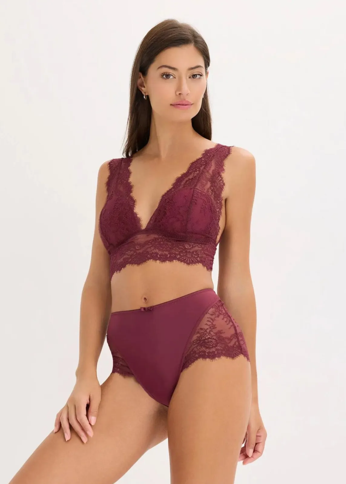 bonprix Bhs|Dessous^Bralette aus zarter Spitze ahornrot