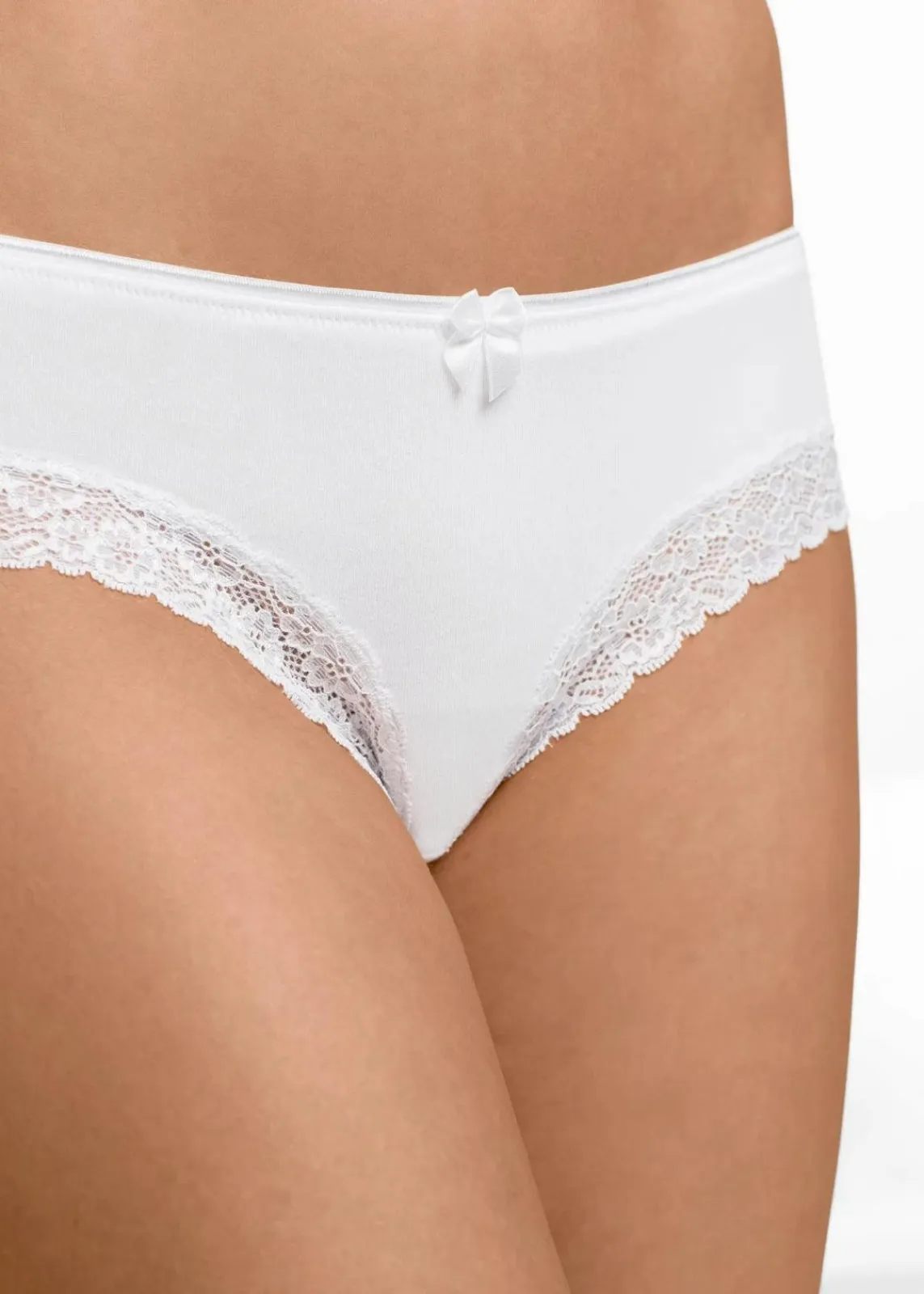 bonprix Höschen|Baumwollunterwäsche^Brazilslip (4er Pack) schwarz + weiß