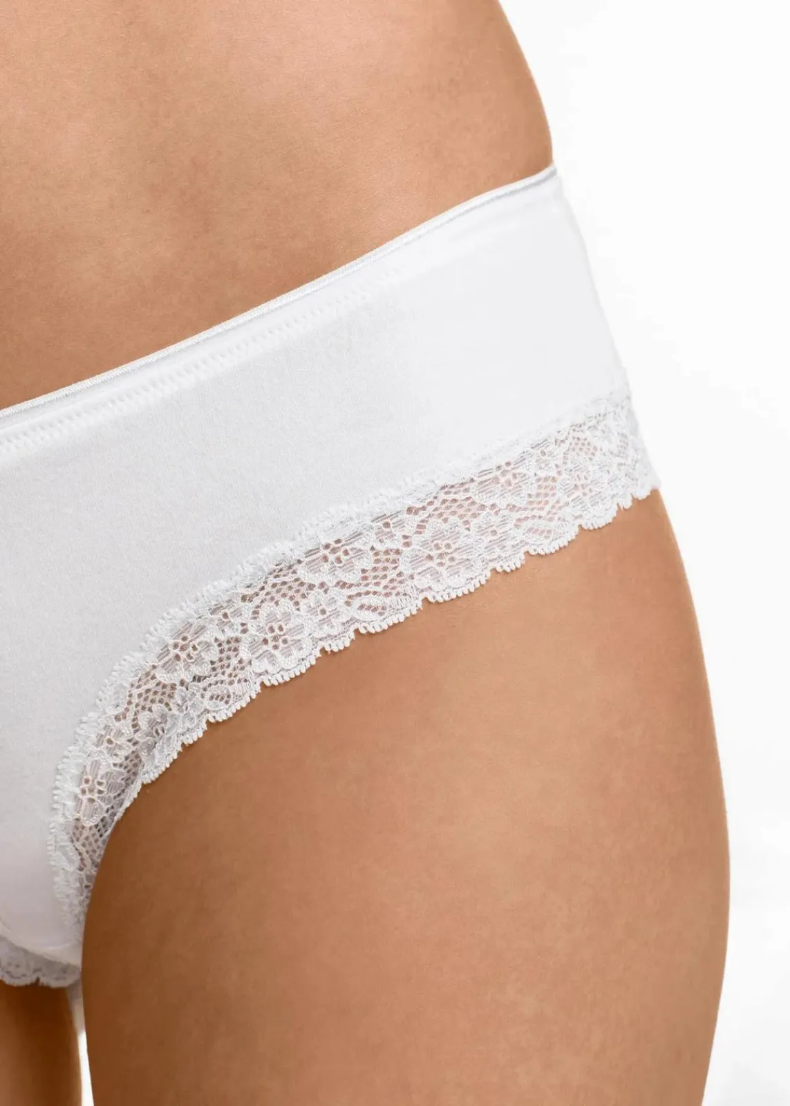 bonprix Höschen|Baumwollunterwäsche^Brazilslip (4er Pack) schwarz + weiß