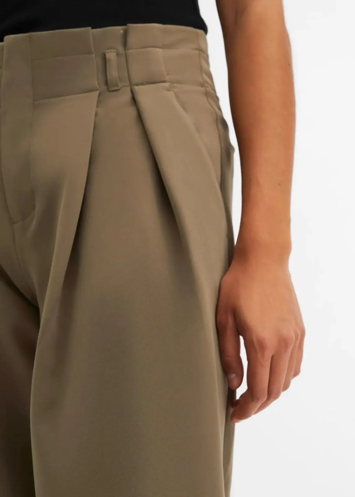 bonprix Bekleidung·Kleider|Hosen^Bundfaltenhose oliv