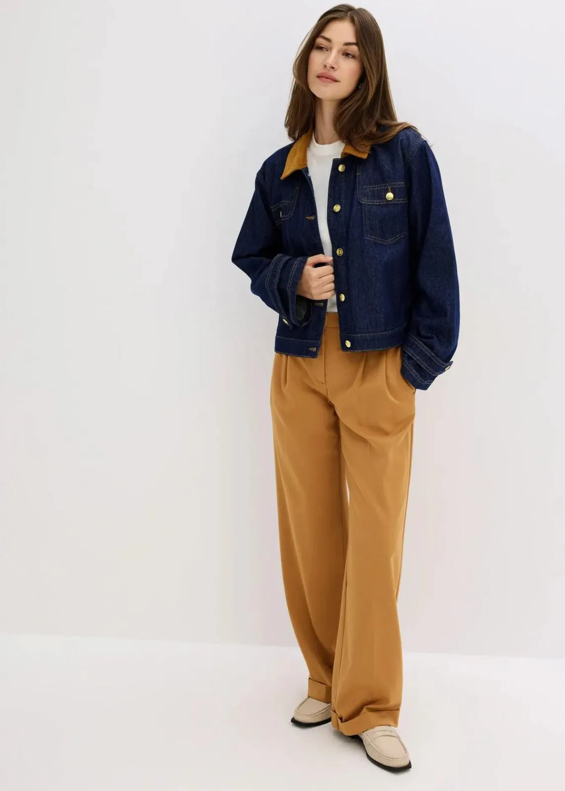 bonprix Bekleidung·Kleider|Hosen^Bundfaltenhose haselnuss