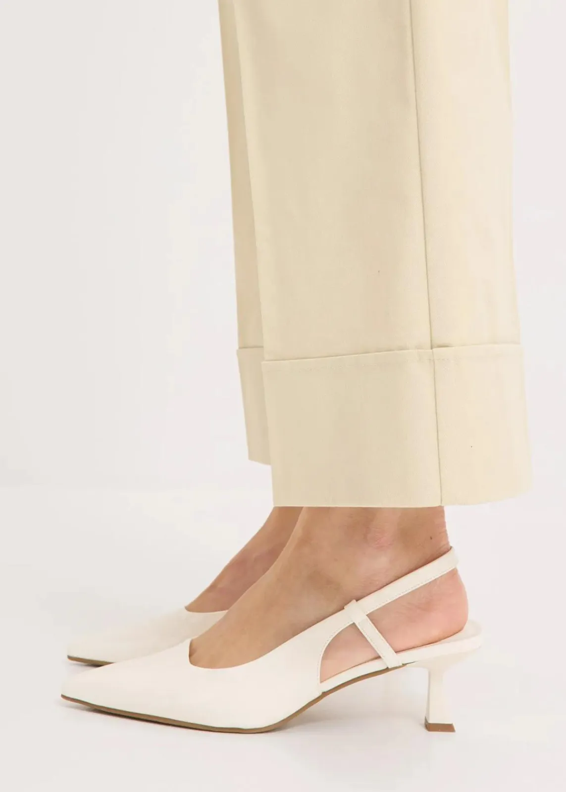 bonprix Bekleidung·Kleider|Hosen^Bundfaltenhose aus Baumwollstretch hellsand
