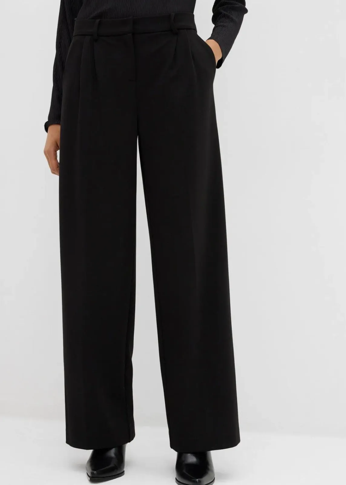bonprix Hosen|Bekleidung·Kleider^Bundfaltenhose aus Viskose-Mix schwarz