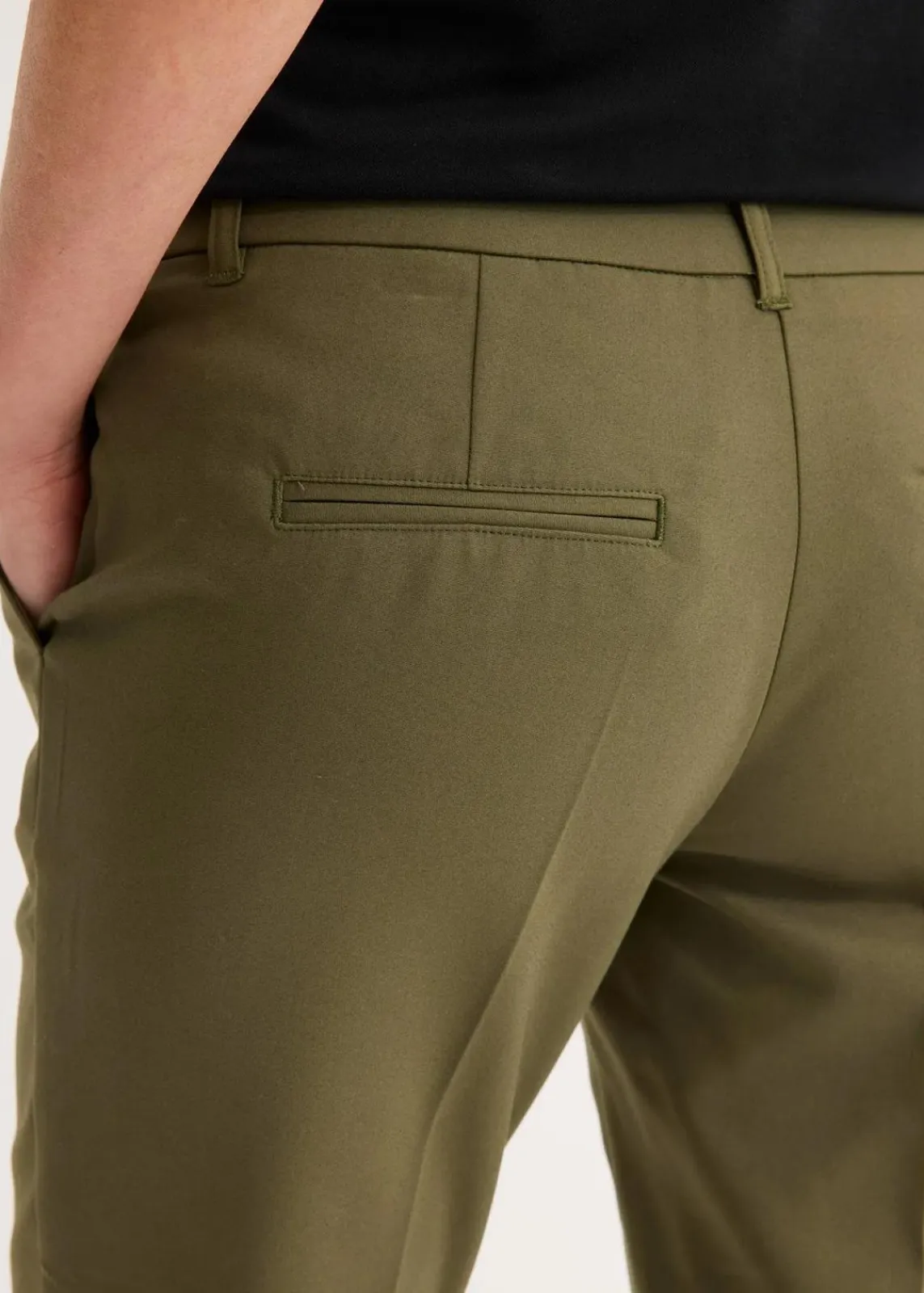 bonprix Bekleidung·Kleider^7/8-Business-Hose dunkeloliv