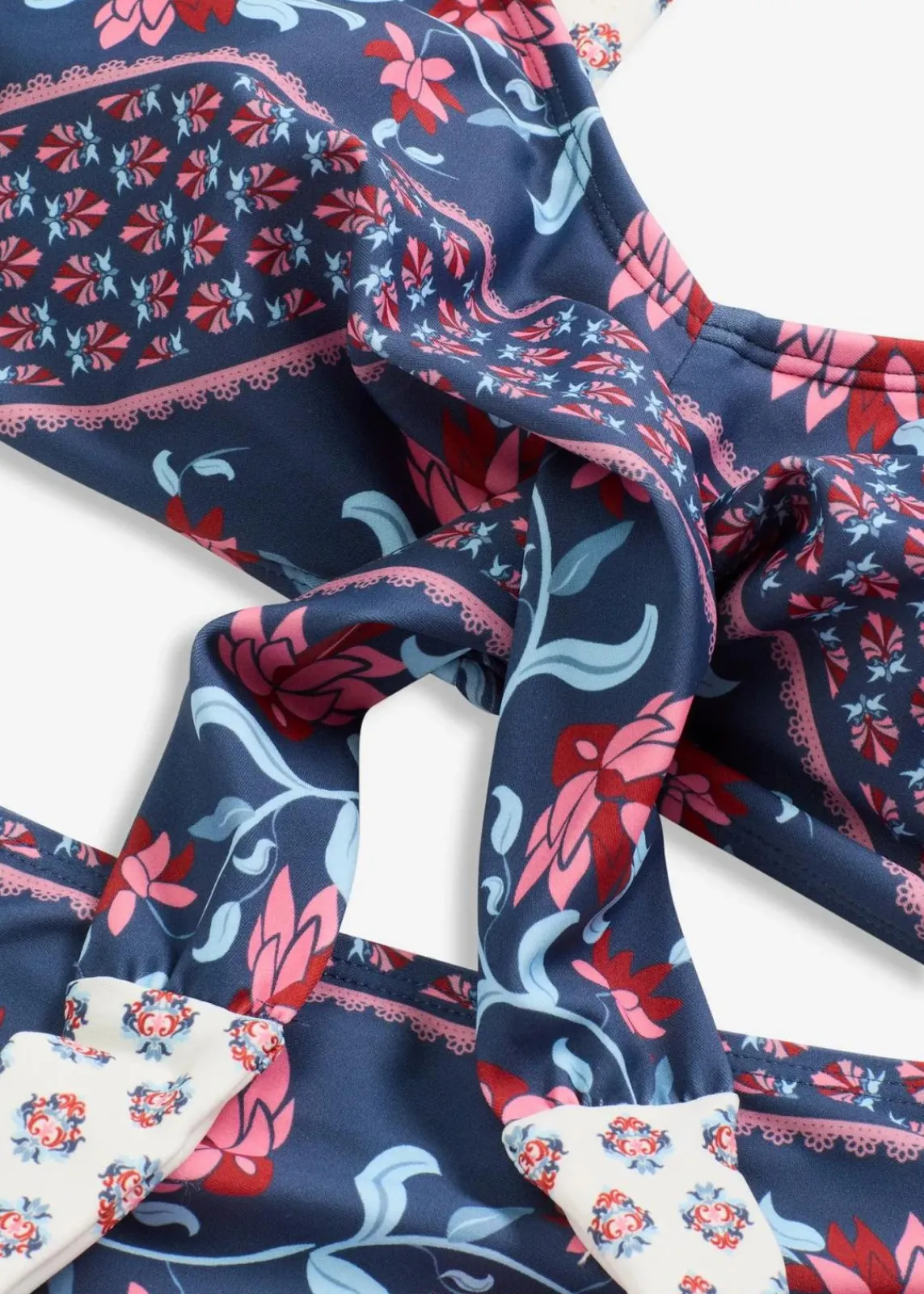 bonprix Nachhaltigere Materialien|Bikinis^Bustier-Bikini in Wickeloptik (2-tlg.Set) blau/rosa bedruckt