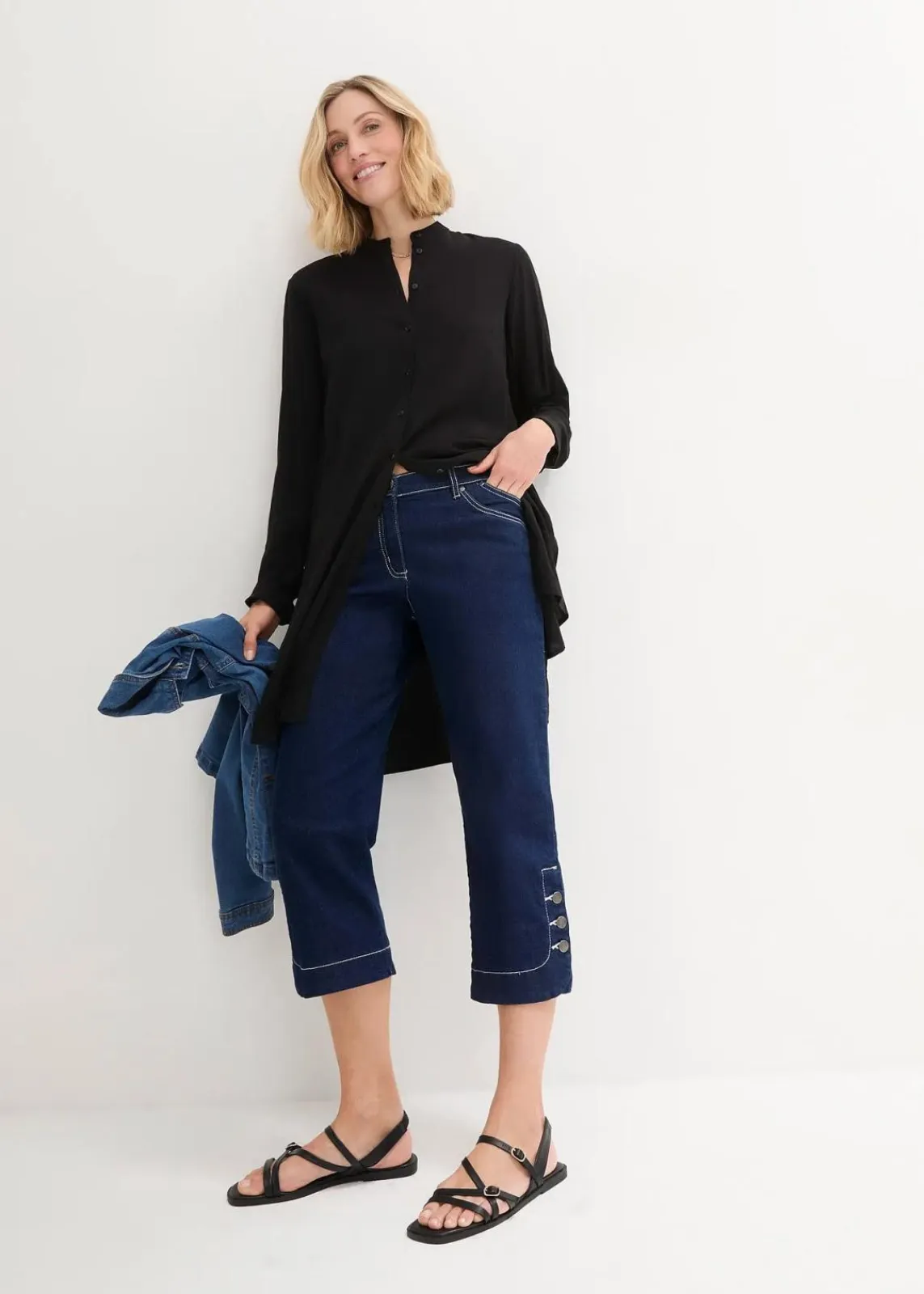 bonprix Bekleidung·Shirts & Tops|Jeans^Capri Jeans Mid Waist darkblue stone