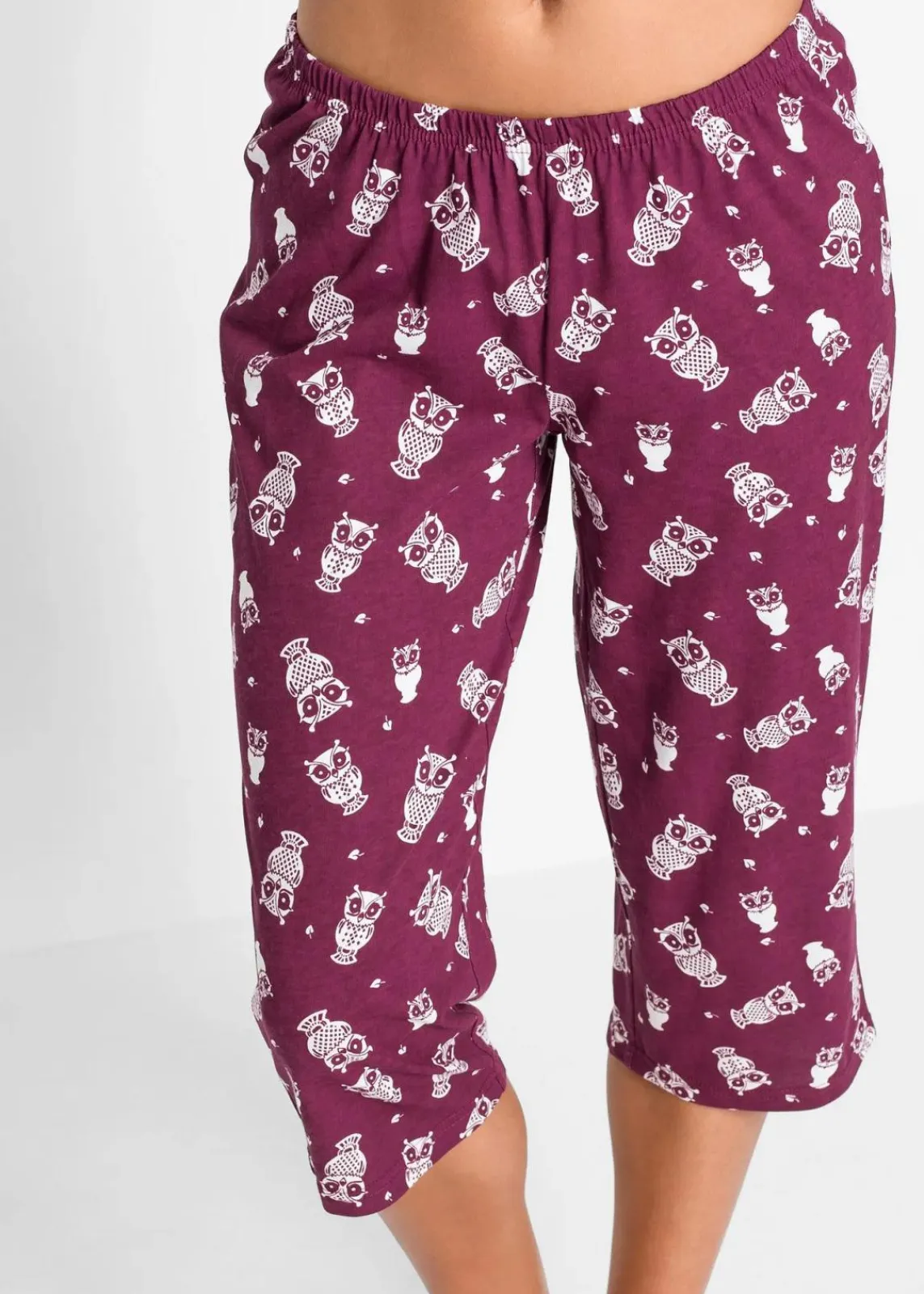 bonprix Wäsche·Nachtwäsche|Nachtwäsche^Capri Pyjama mit kurzen Ärmeln beere/weiß