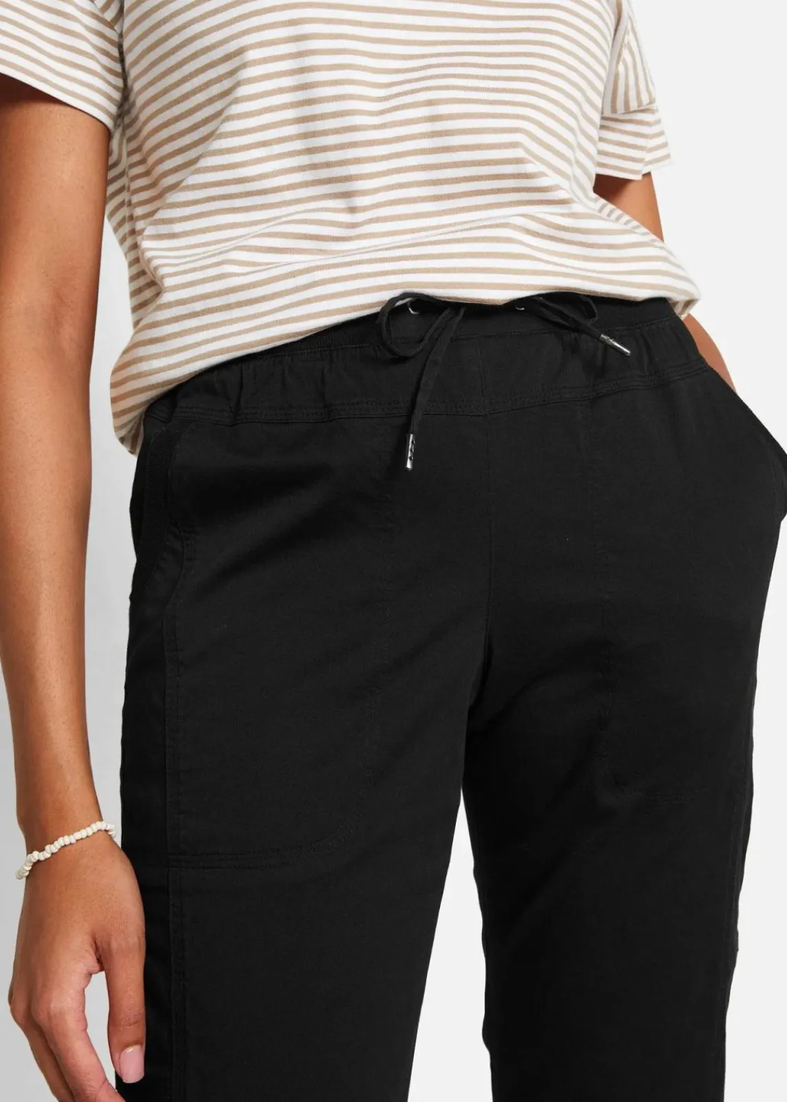 bonprix Bekleidung·Kleider|Hosen^Caprihose mit Bindeband schwarz