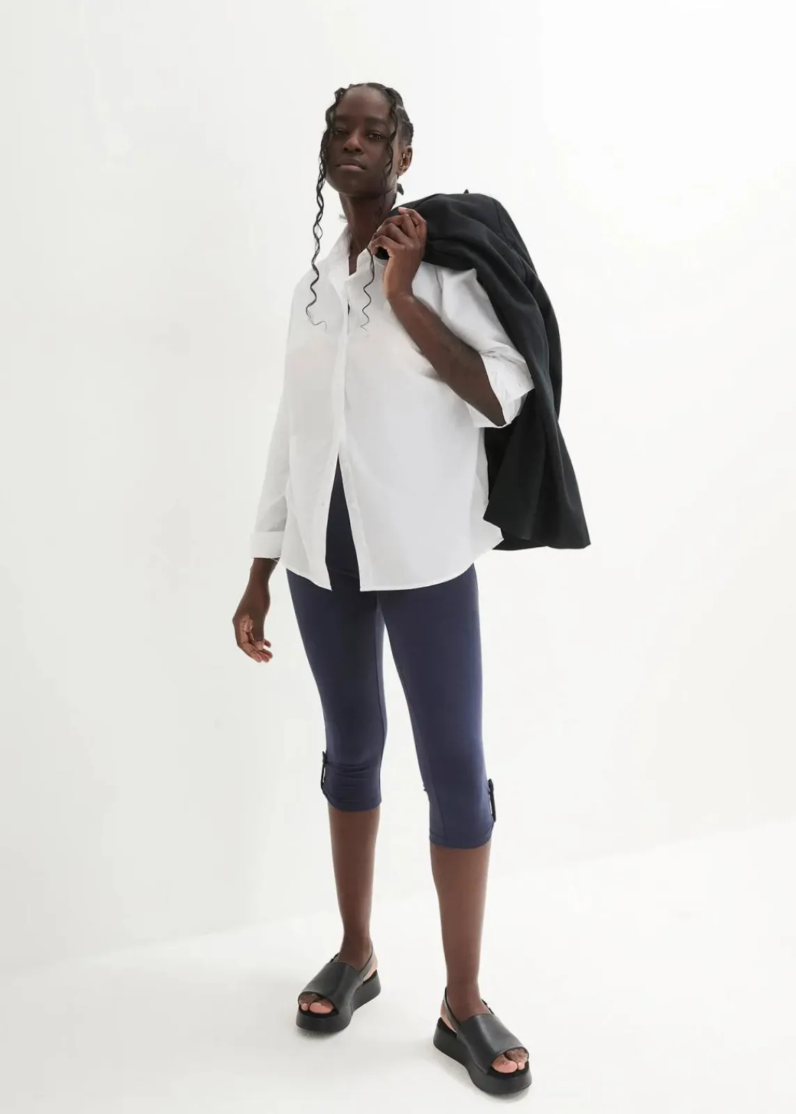 bonprix Hosen^Capri-Leggings aus Bio-Baumwolle dunkelblau