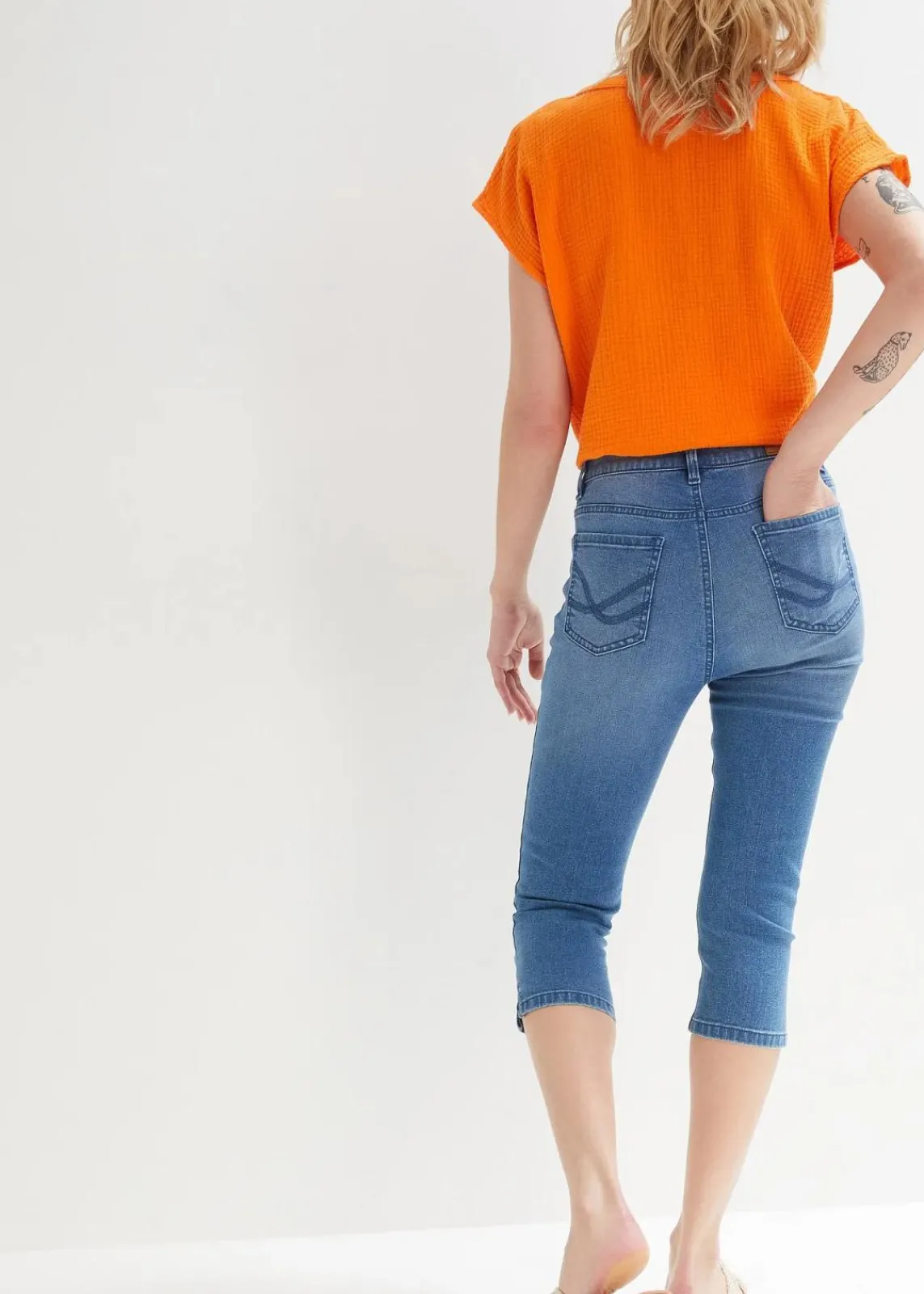 bonprix Jeans|Bekleidung·Shirts & Tops^Capri-Ultra-Soft-Jeans hellblau denim used
