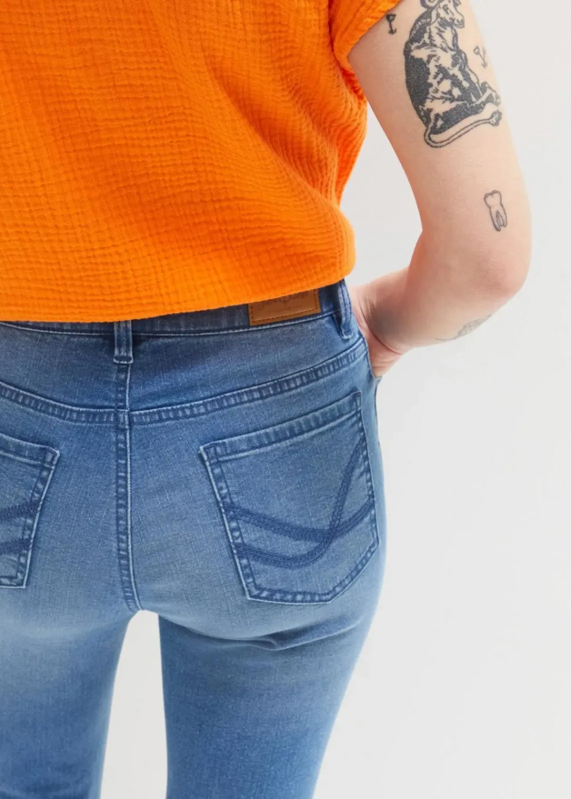 bonprix Jeans|Bekleidung·Shirts & Tops^Capri-Ultra-Soft-Jeans hellblau denim used
