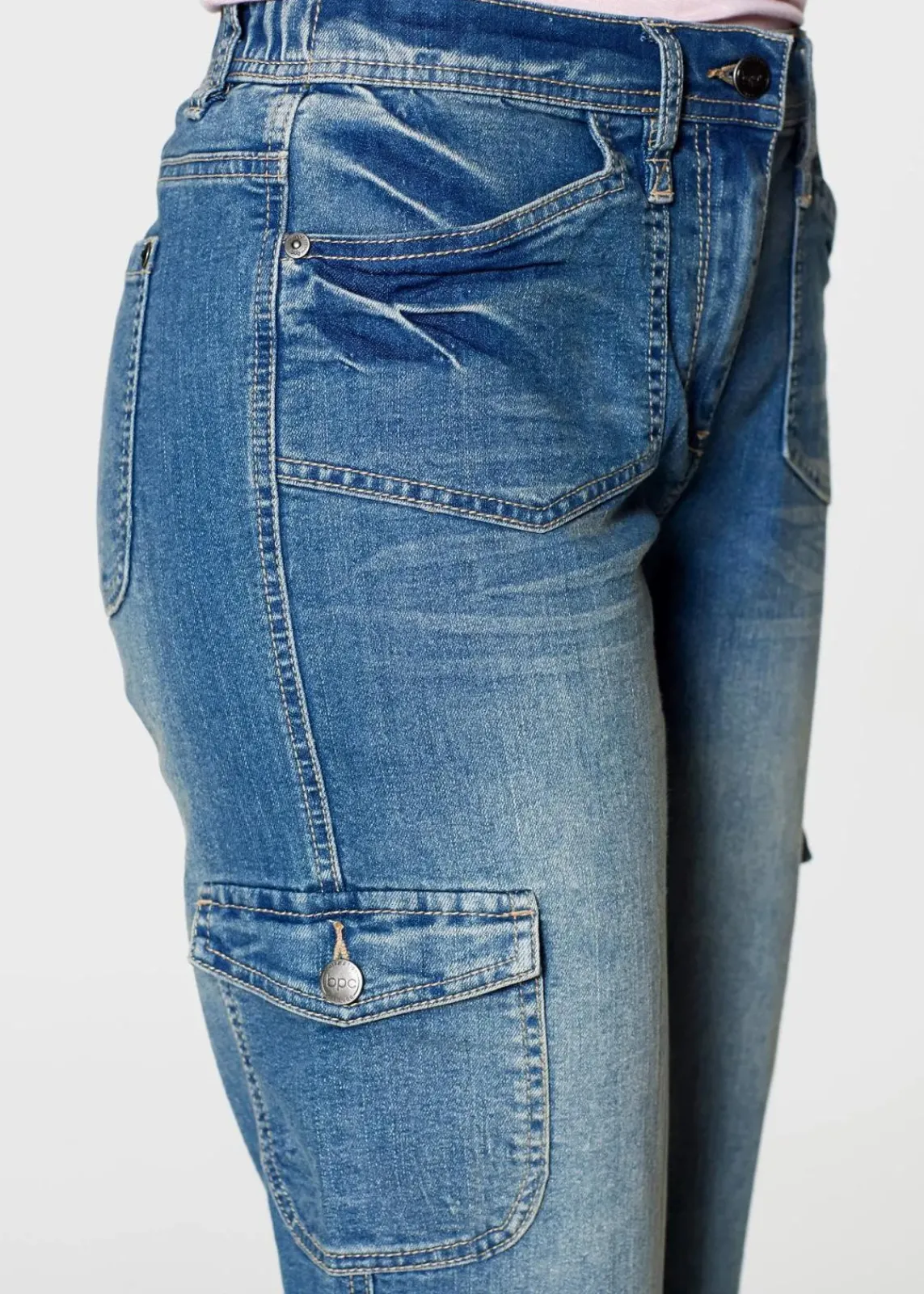 bonprix Jeans|Bekleidung·Shirts & Tops^Cargo Jeans, Mid Waist, Stretch eisblau denim