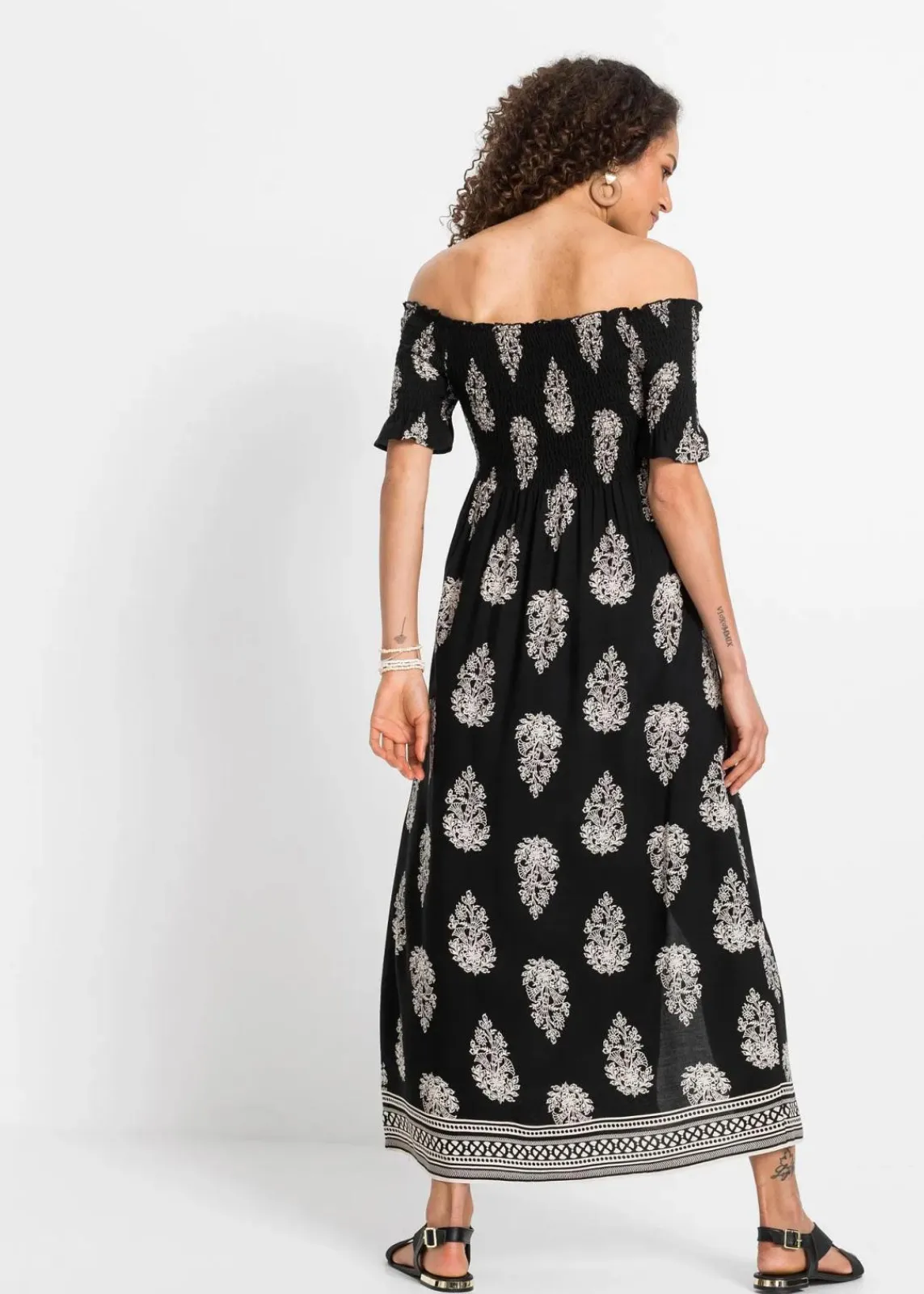 bonprix Bekleidung·Pullover & Strickjacken|Kleider^Carmen-Kleid aus fließender Viskose schwarz/beige graphisch bedruckt