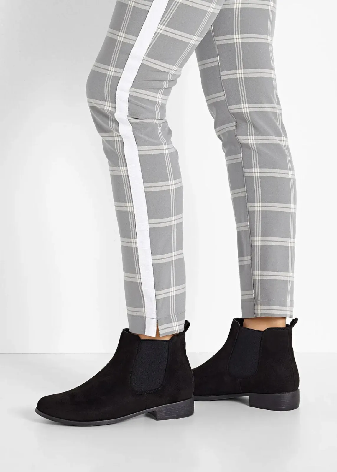 bonprix Stiefeletten|Boots^Chelsea Boot schwarz