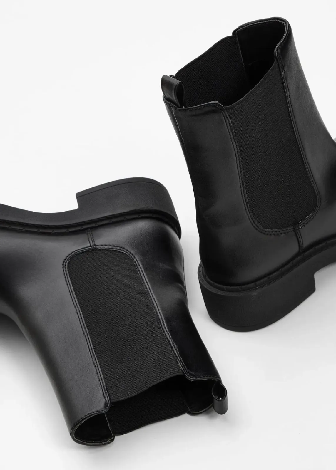 bonprix Schuhe & Accessoires In Spezialgrößen·Elastischer Schaft|Boots^Chelsea Boot schwarz