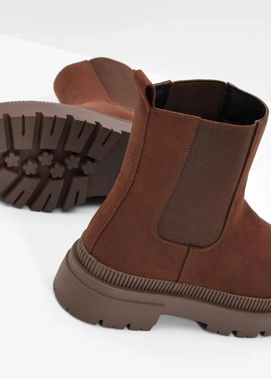 bonprix Stiefeletten|Boots^Chelsea Boot mahagonibraun