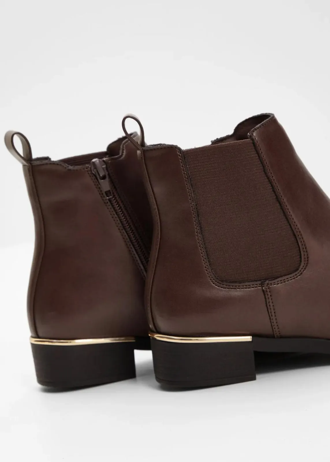 bonprix Schuhe & Accessoires In Spezialgrößen·Elastischer Schaft|Boots^Chelsea-Boots dunkelbraun