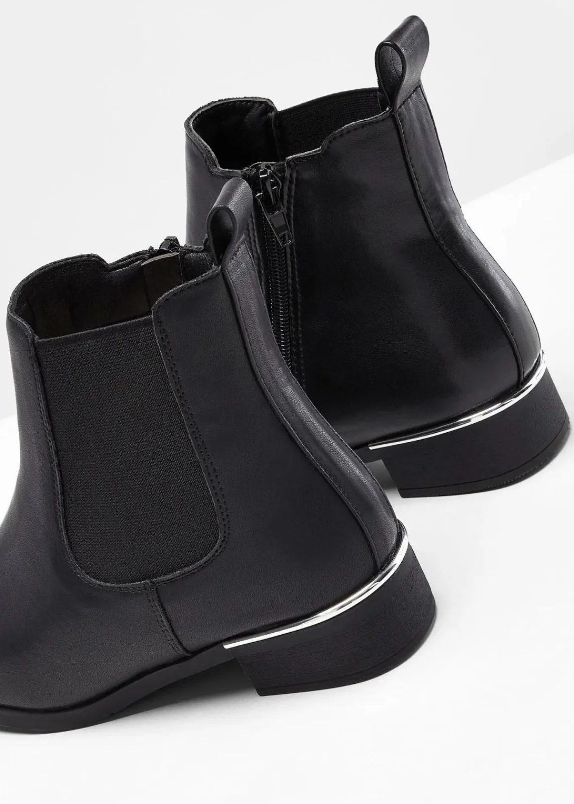 bonprix Stiefeletten|Boots^Chelsea-Boots schwarz