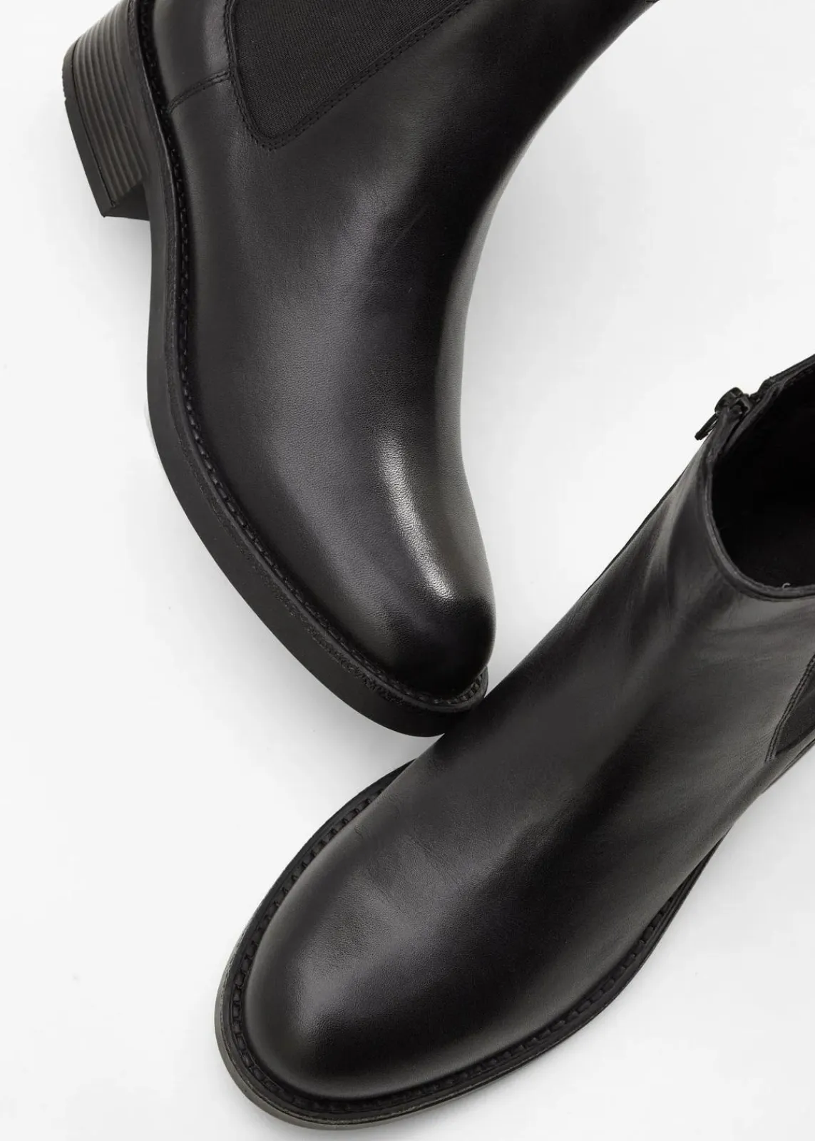 bonprix Stiefeletten|Boots^Chelsea-Boots aus Leder schwarz