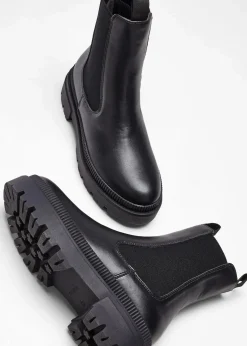 bonprix Stiefeletten|Boots^Chelsea-Boots mit Profilsohle schwarz
