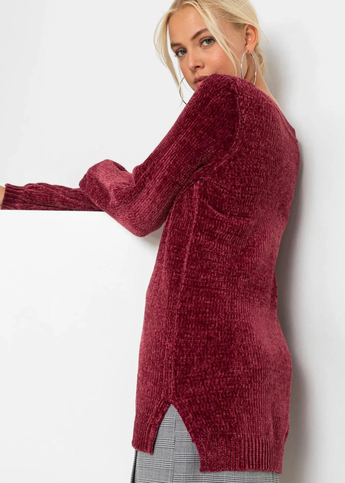 bonprix Pullover & Strickjacken|Nachhaltigere Materialien^Chenille-Longpullover ahornrot